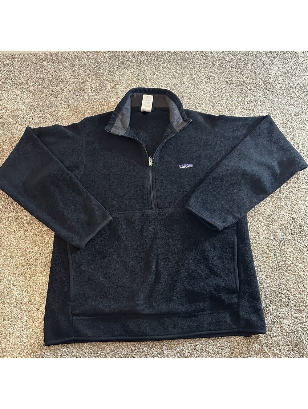 Patagonia Synchilla Marsupial Men's Sz. Medium M Black 1/2 Zip Fleece Pullover